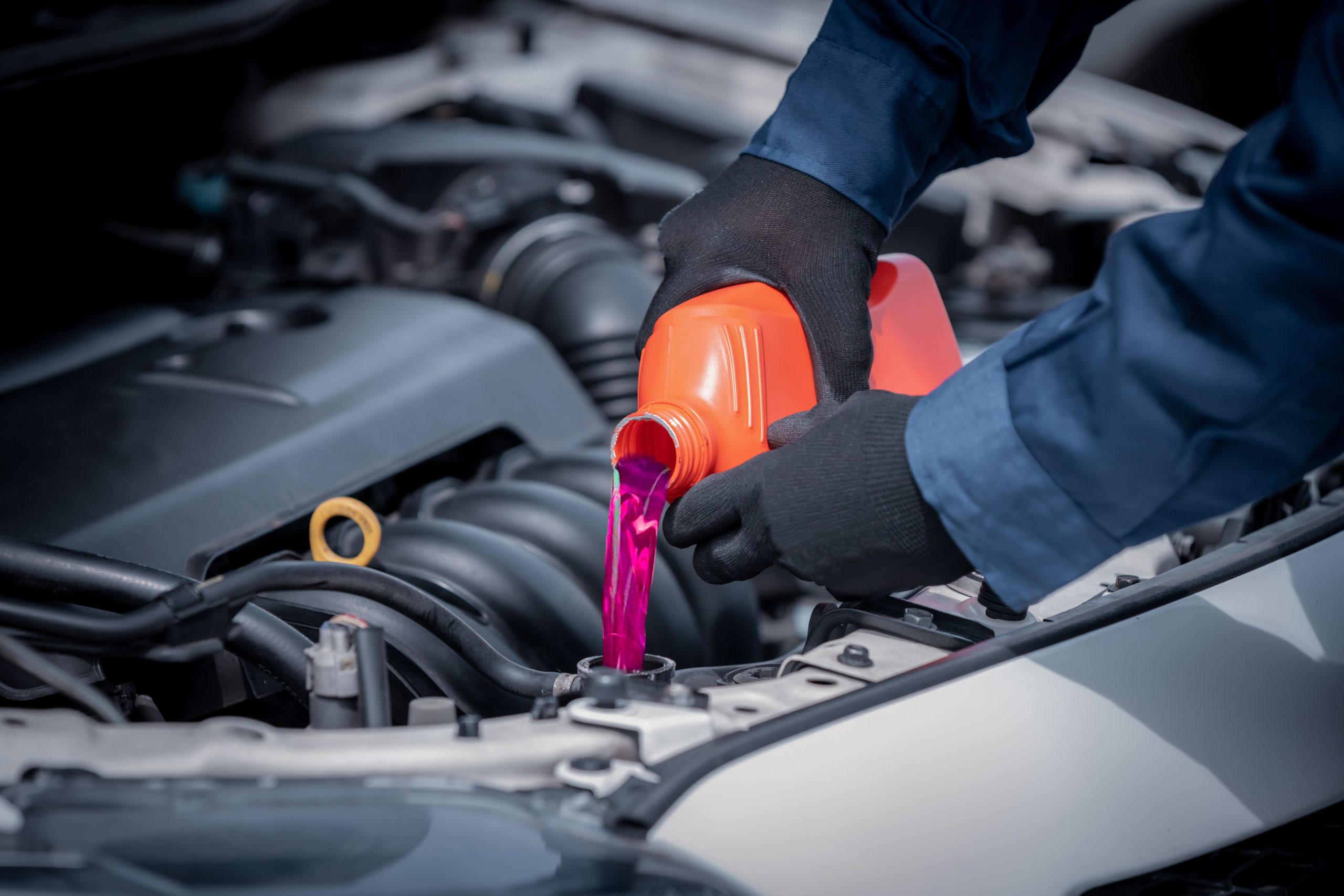 How Can You Tell When Your Car Needs Antifreeze?