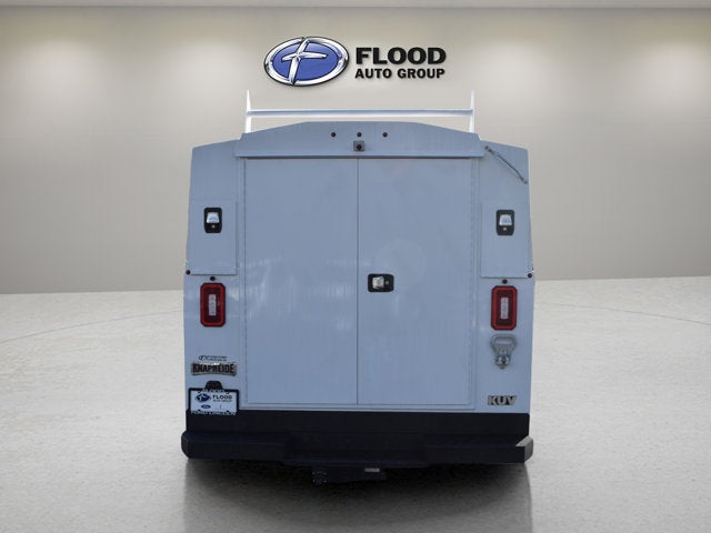 2025 Ford E-Series Cutaway BASE