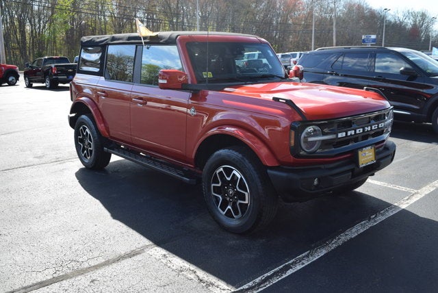 2022 Ford Bronco Base