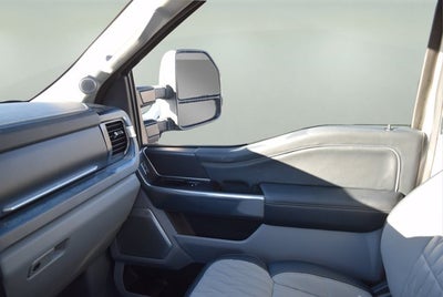 2024 Ford Super Duty F-350 SRW Platinum