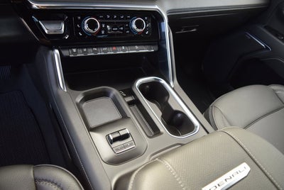 2025 GMC Sierra 2500HD Denali