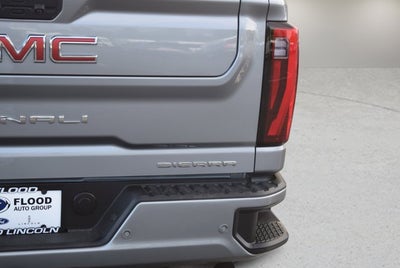 2025 GMC Sierra 2500HD Denali