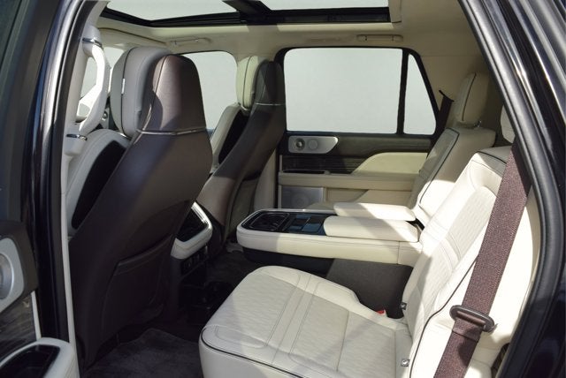 2022 Lincoln Navigator Black Label