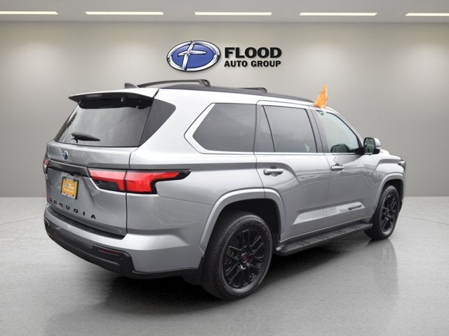 2024 Toyota Sequoia SR5