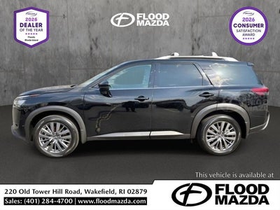 2023 Nissan Pathfinder SL