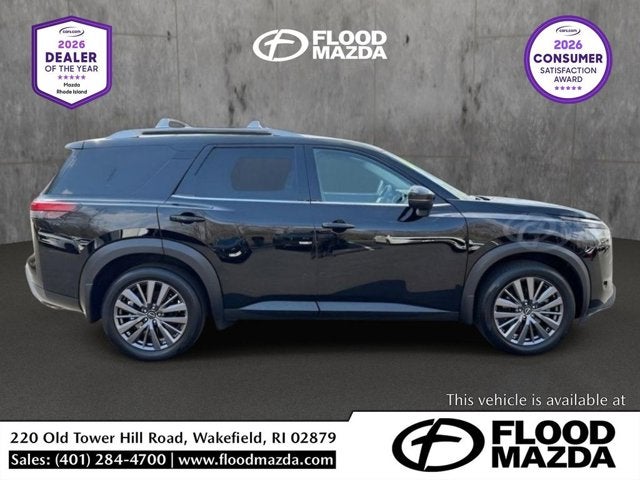 2023 Nissan Pathfinder SL